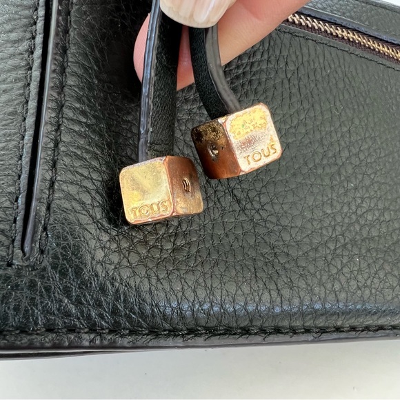 ♦️SOLD♦️TOUS Rose Collection Dark Green Pebbled Calfskin Leather Front Logo Flap - Picture 12 of 13